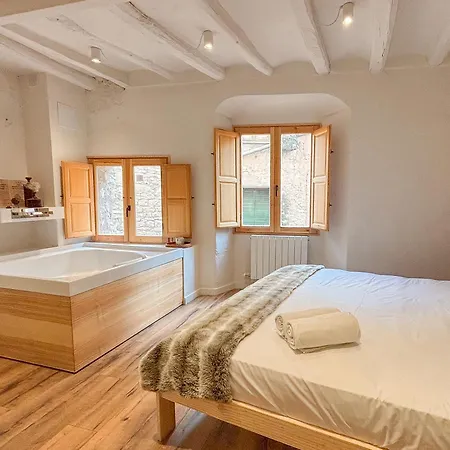 Clauhomes Deluxe Holiday home